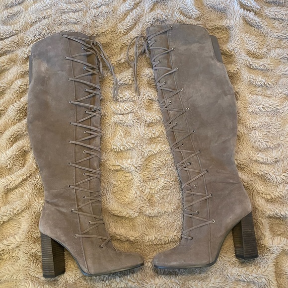 Knee high Vince Camuto boots - Picture 3 of 4